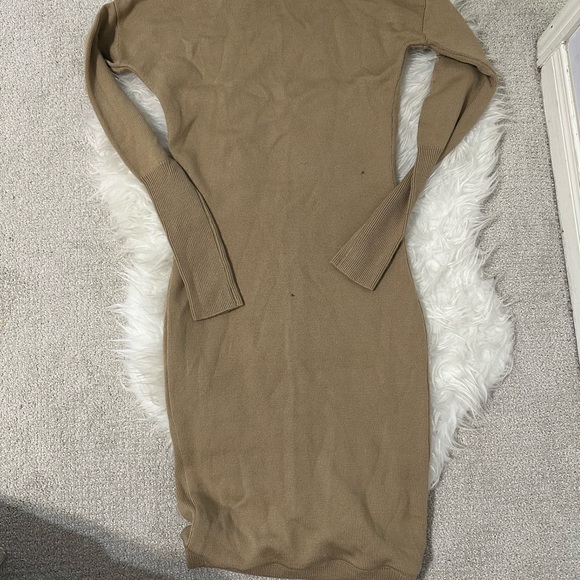 Aritzia Wilfred Utopia dress - Picture 3 of 5